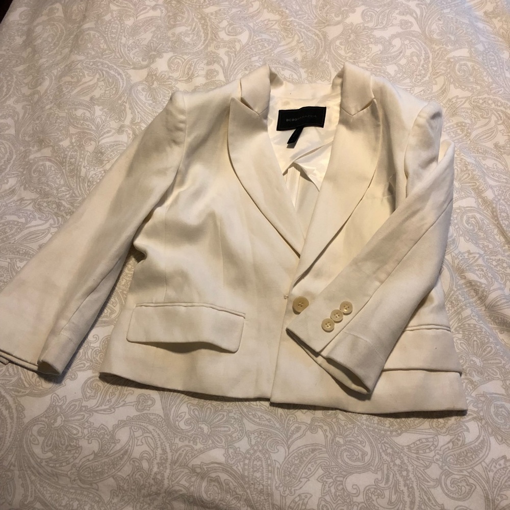 Cropped lined white blazer